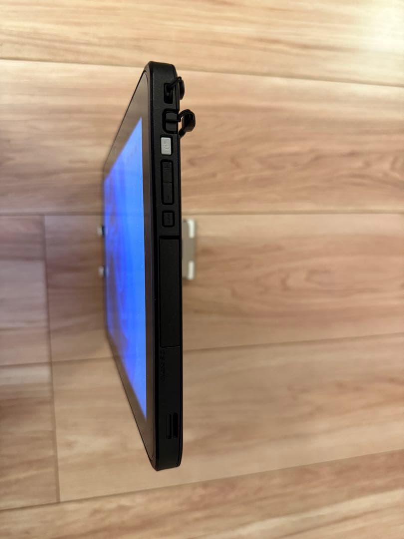 Office2021&WIN11搭載！富士通ARROWS Tab バッテリー良好