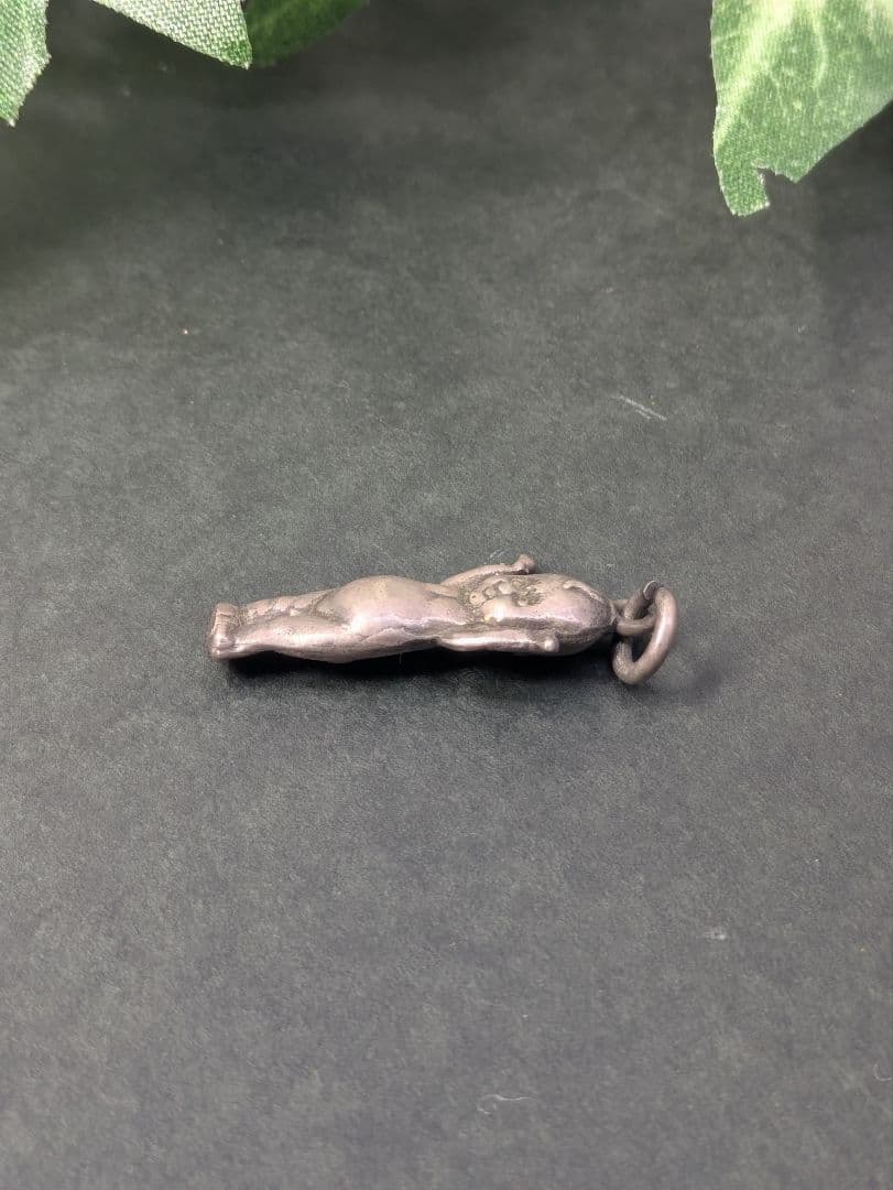 英国 純銀 アンティーク スターリングシルバー キューピー ペンダントトップ