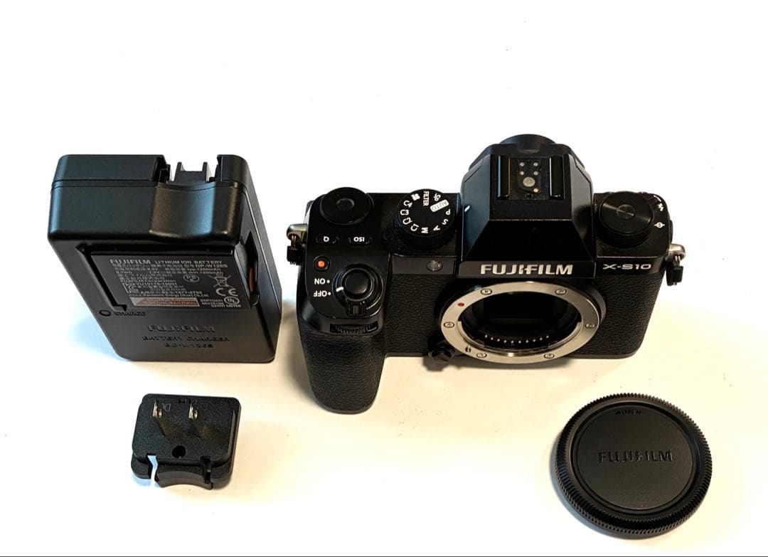 FUJIFILM X-S10 ミラーレス一眼 本体