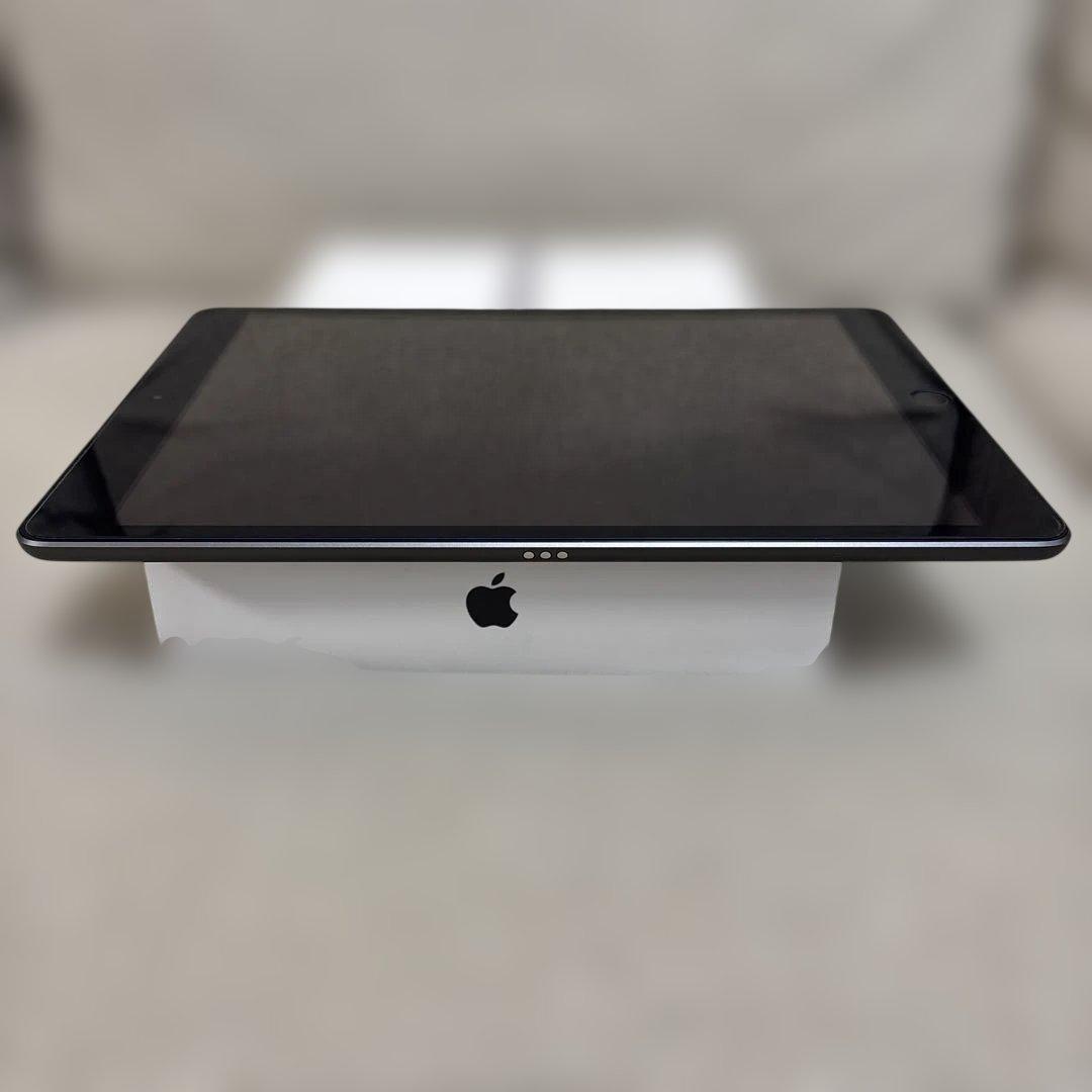 iPad 第8世代 128ギガ Wi-Fiモデル バッテリー95%