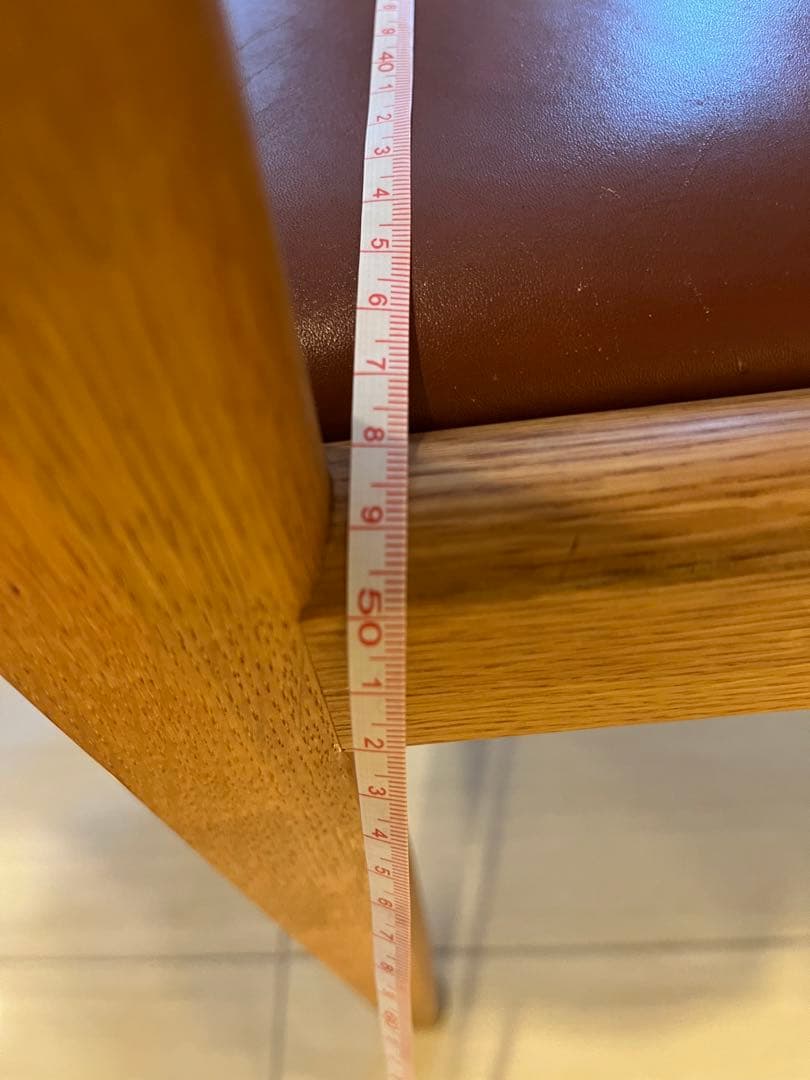 『GECKO』アーム付きダイニングチェア 木製