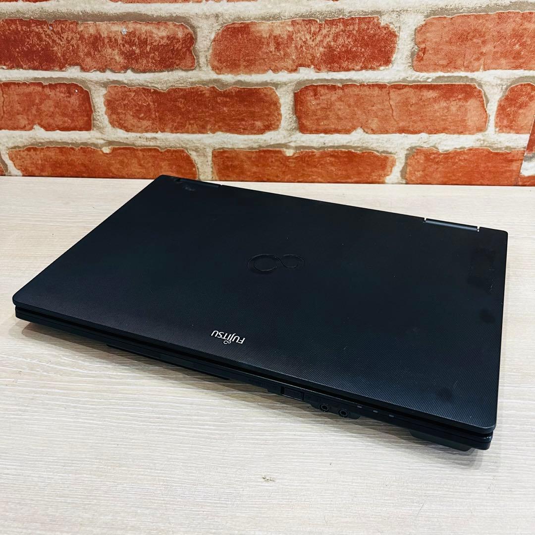 ⭐️K3046⭐️【FUJITSU】LIFE BOOK A5721E ノートパソコン