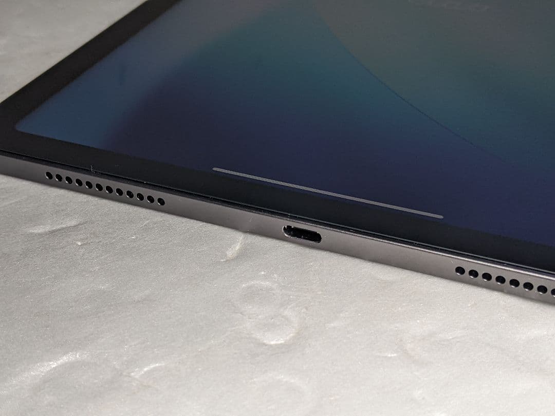 iPad本体 Apple iPad Air 10.9 Wi-Fi 64GB MM9C3J/A