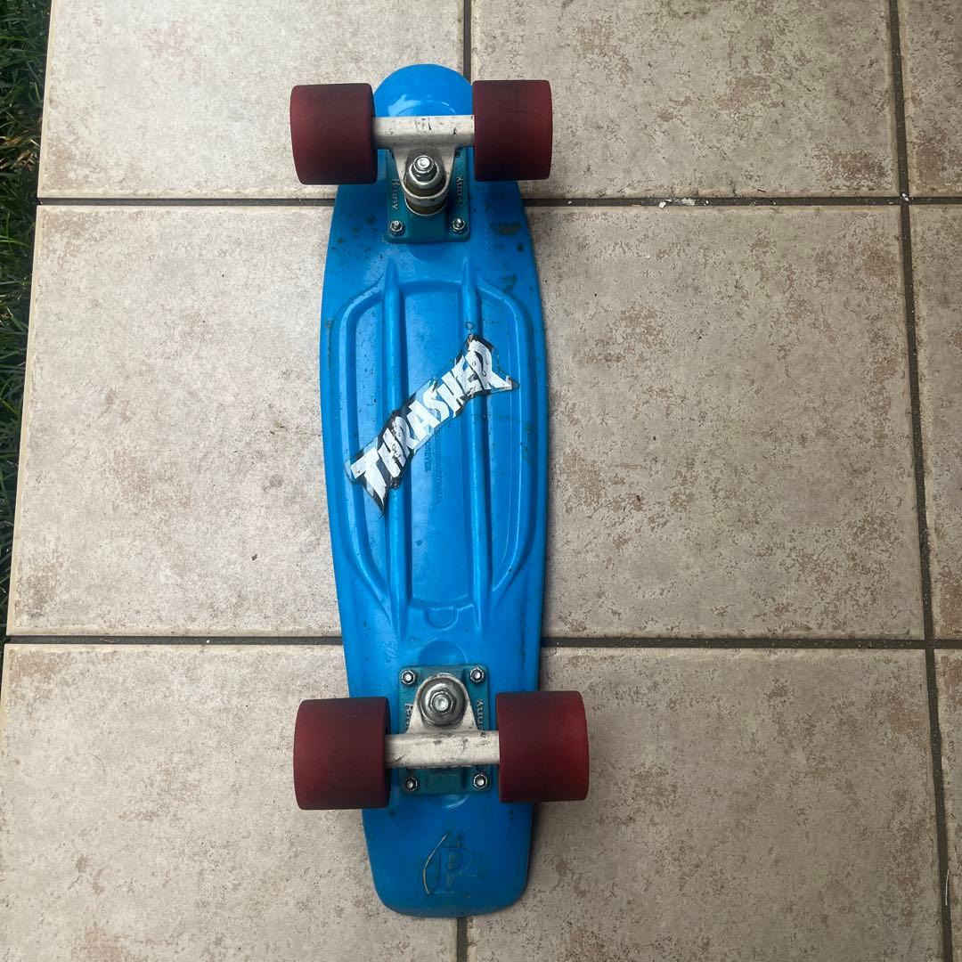 PENNY Thrasher スケートボード 水色デッキ