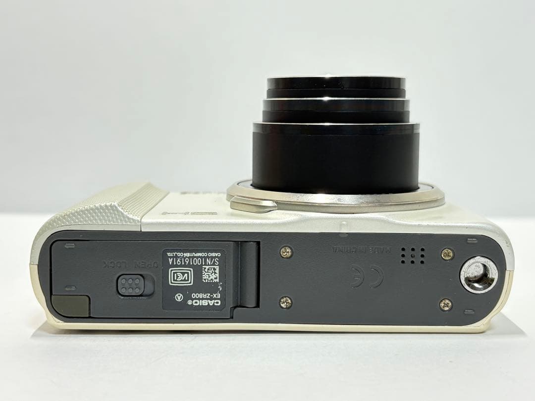 CASIO EXILIM HS EX-ZS800コンパクトカメラ コンデジ