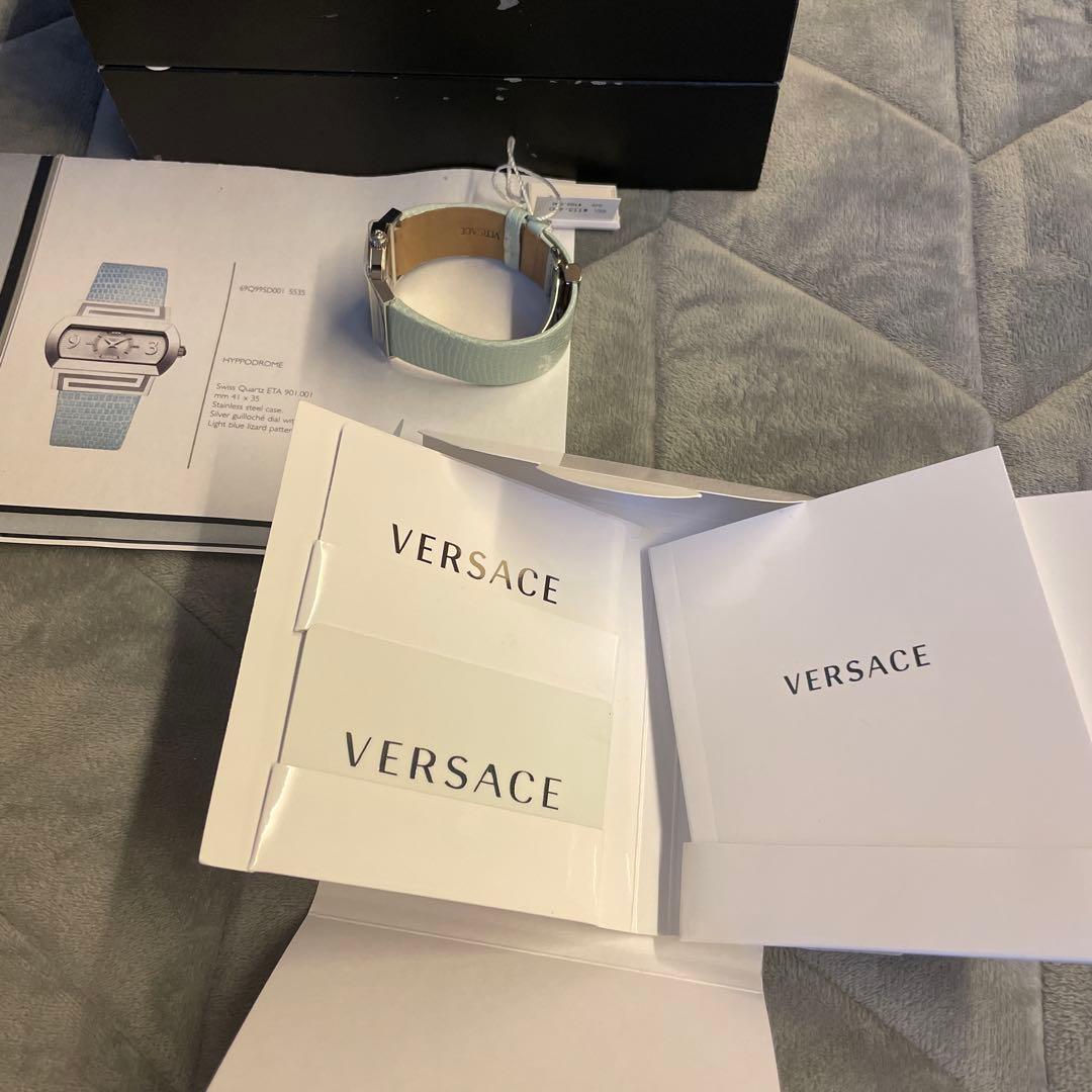 【新品】VERSACE ホワイトレザー アナログ時計