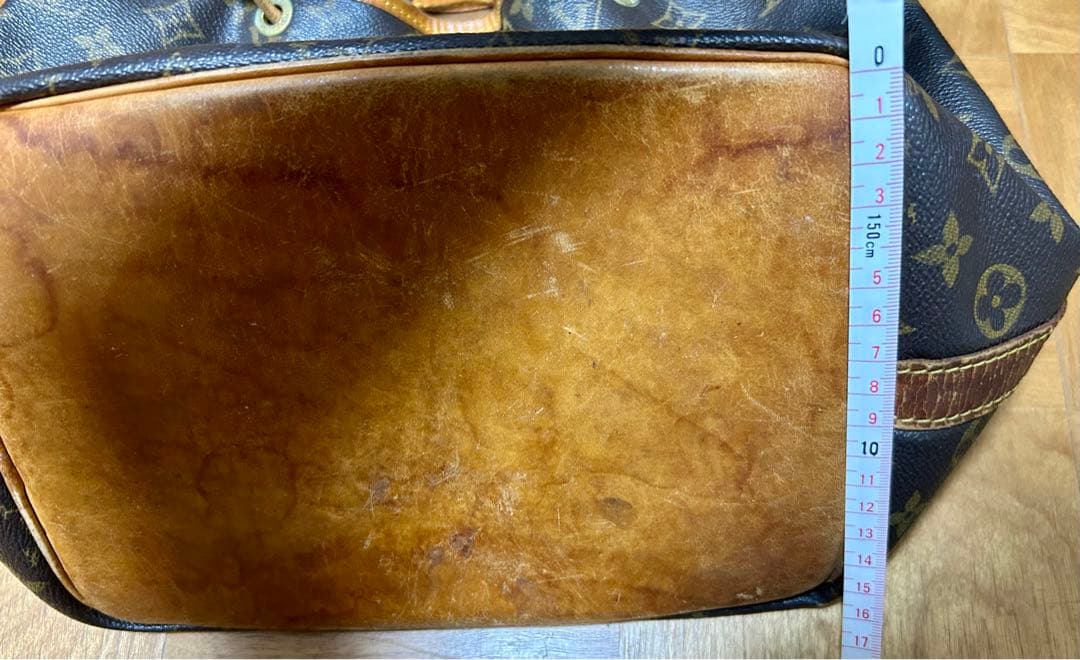 LOUIS VUITTON ルイヴィトン モノグラム　ノエ　巾着型バッグ