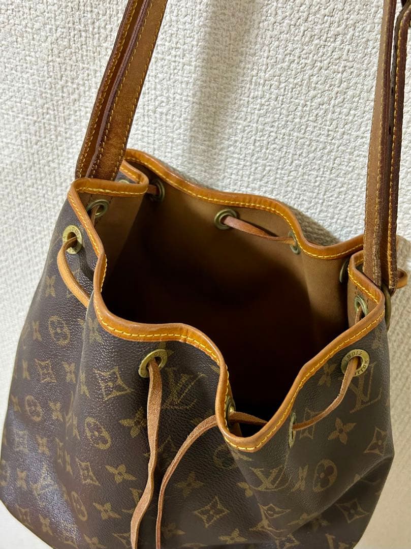 LOUIS VUITTON ルイヴィトン モノグラム　ノエ　巾着型バッグ