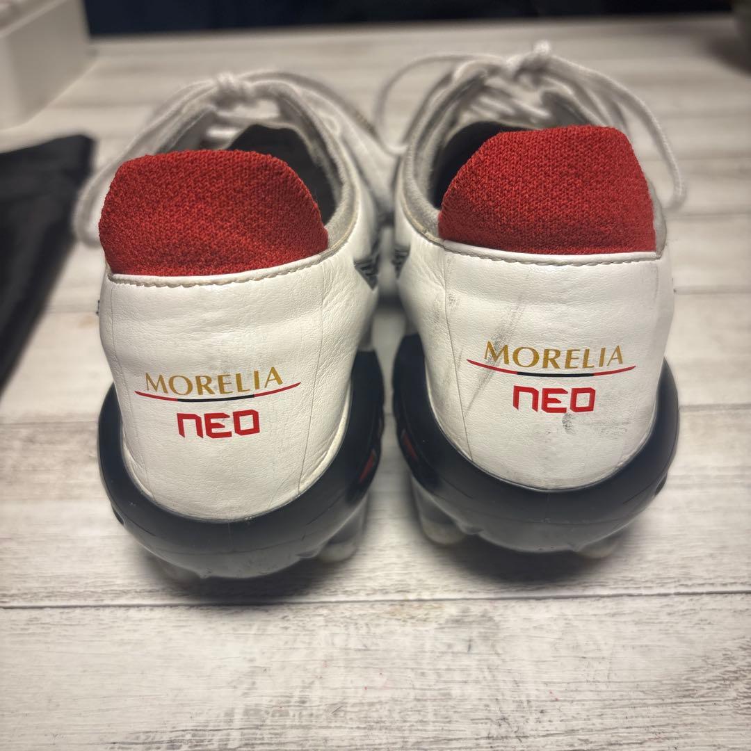 Mizuno Morelia NEO 3サッカーシューズ