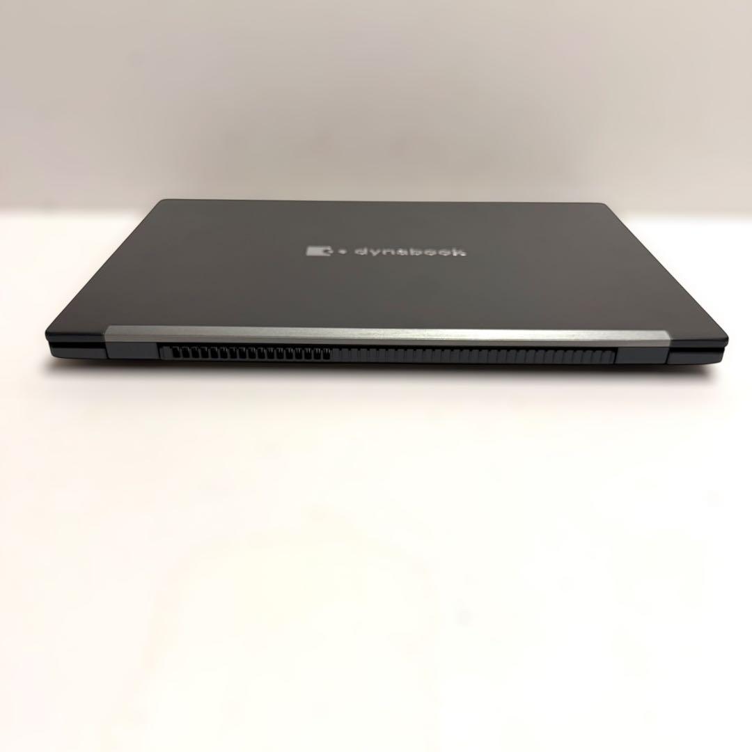 美品 バッテリー消耗少 dynabook G83/KW 2023年製 第12世代