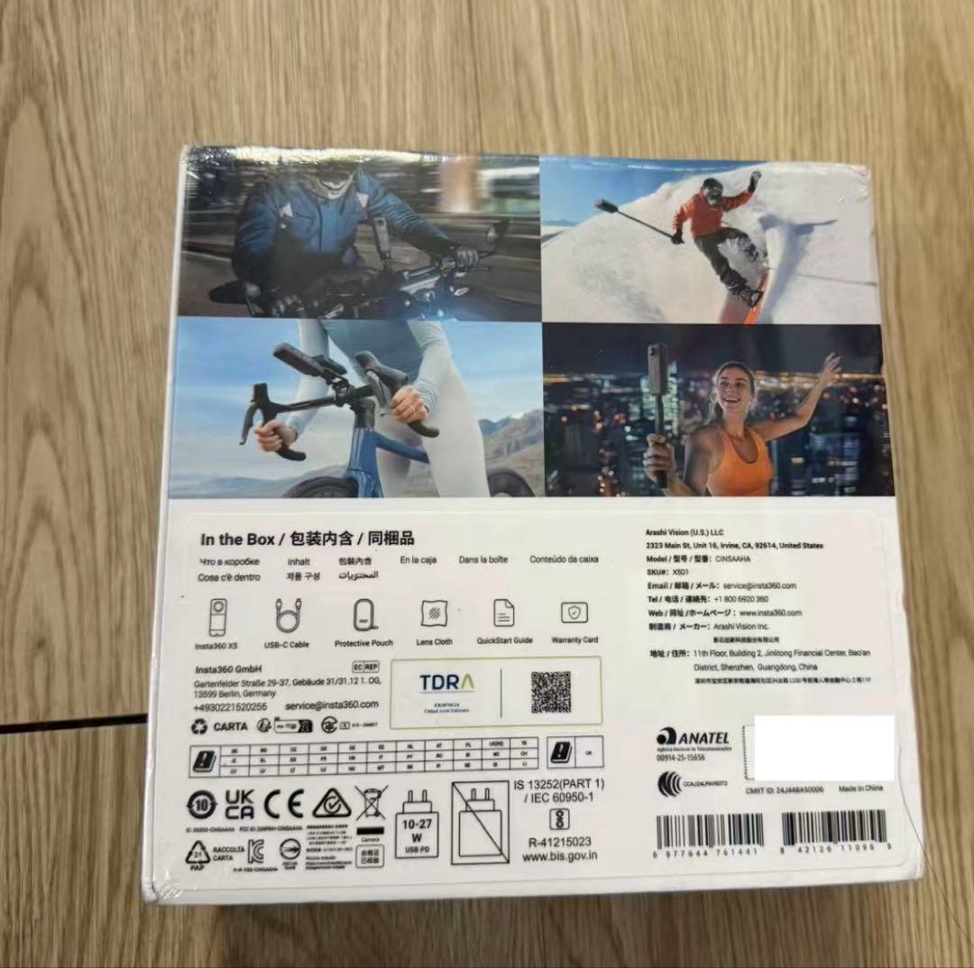 8K解像度と防水 - モデル名: Insta360 X5