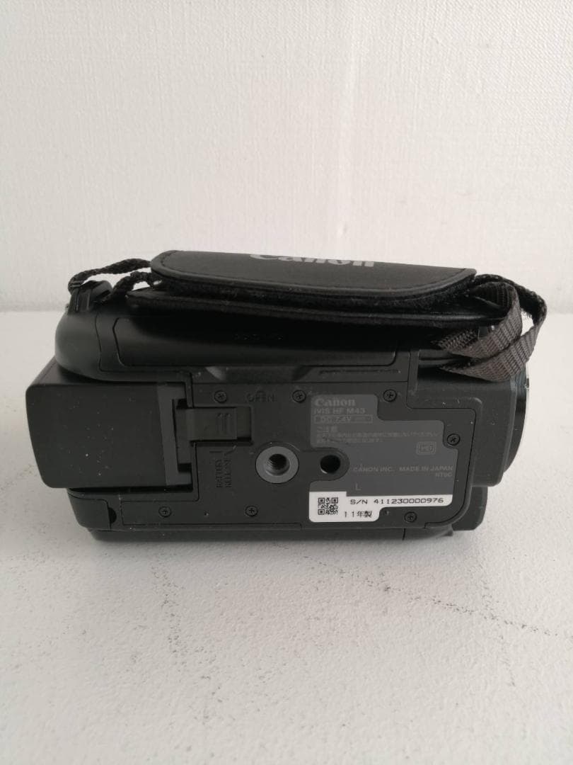 美品 Canon デジタルビデオカメラ iVIS HF M43