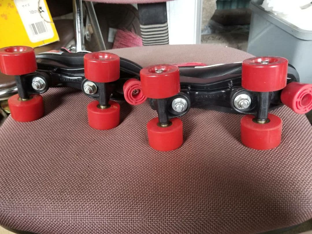 ミッキー　ローラースケート　未使用　箱付き
レトロ、希少、レア