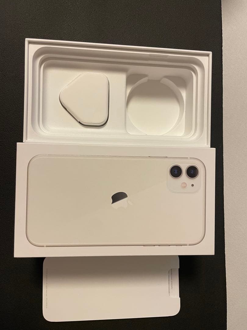 iPhone11 256GB A2223 香港版 ホワイト/白 超美品