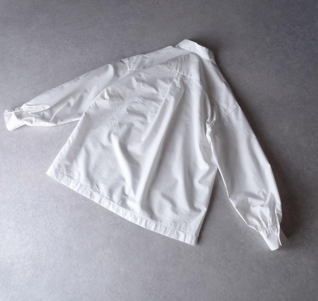 美品 ロエフ 3,2万 スタンドカラーブラウス ホワイト LOEFF Y262