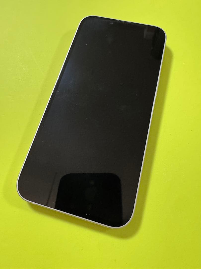 Apple iPhone 14 ホワイト 本体 美品 割れ無し