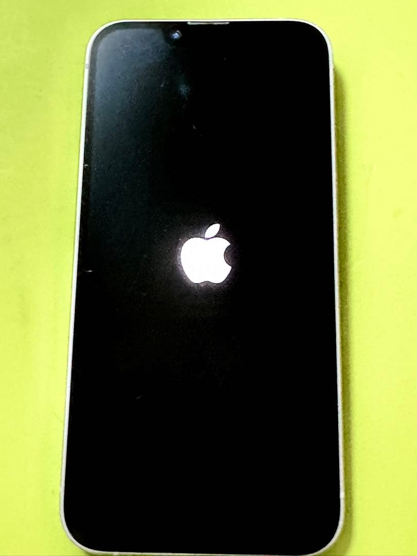 Apple iPhone 14 ホワイト 本体 美品 割れ無し