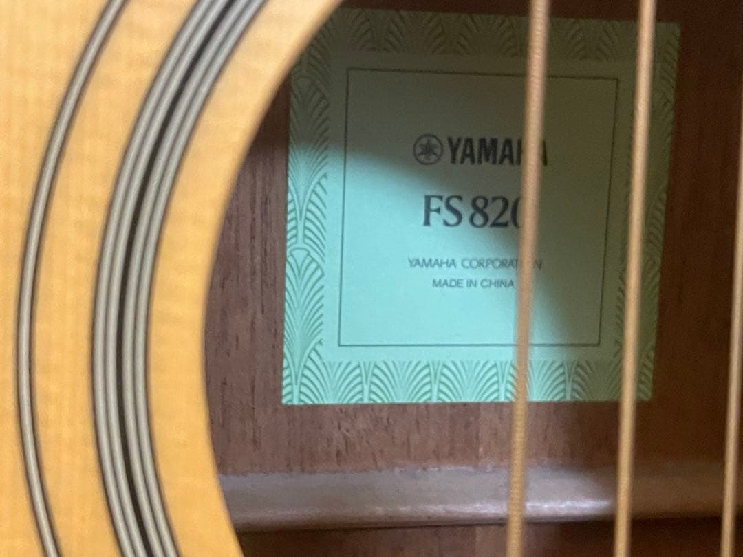 ヤマハ　アコースティックギター FS820