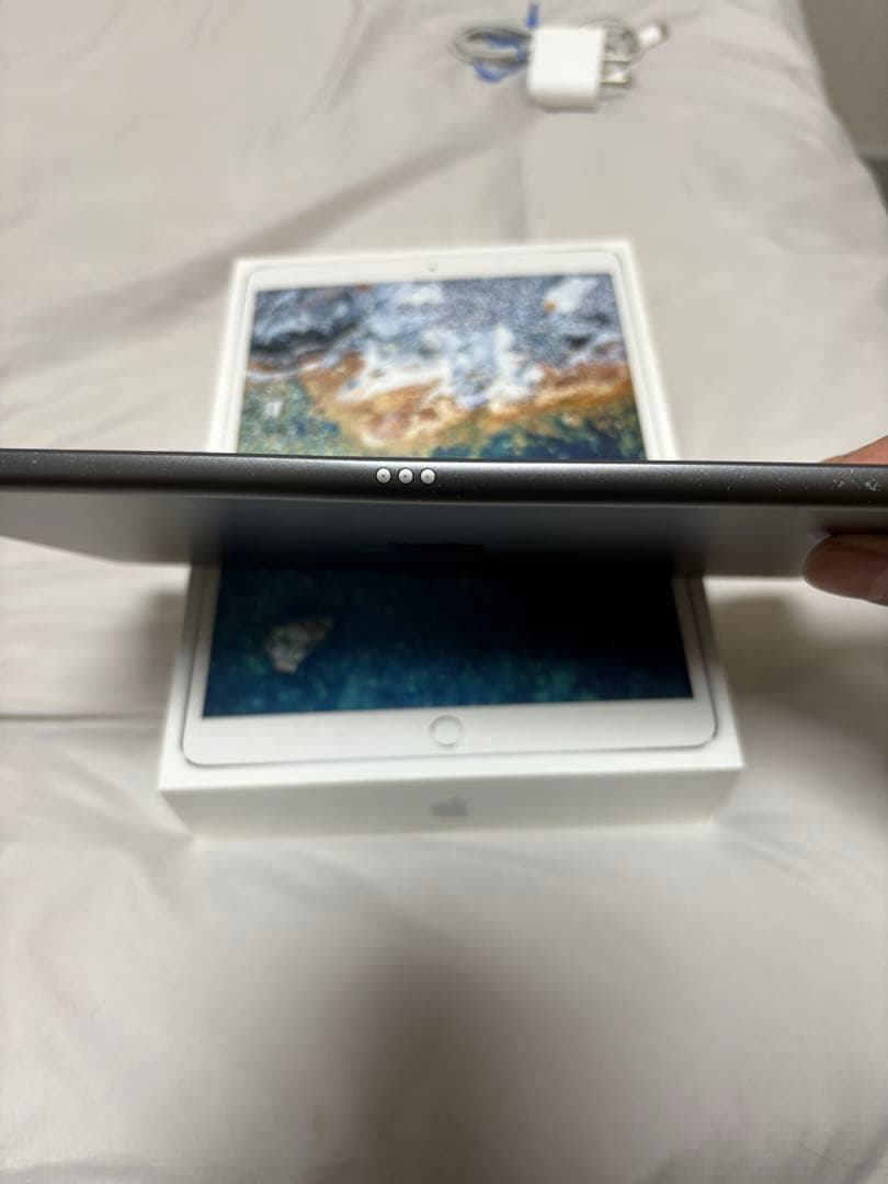 Apple ipad 第8世代 32GB バテッリー容量90%