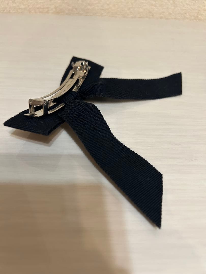 ブラックリボン ヘアクリップ