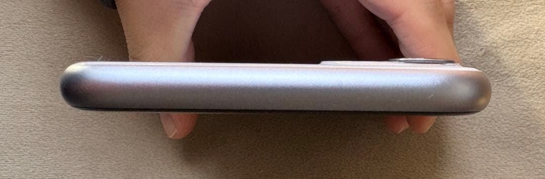 Apple iPhone 11 パープル　64GB (カメラ故障)