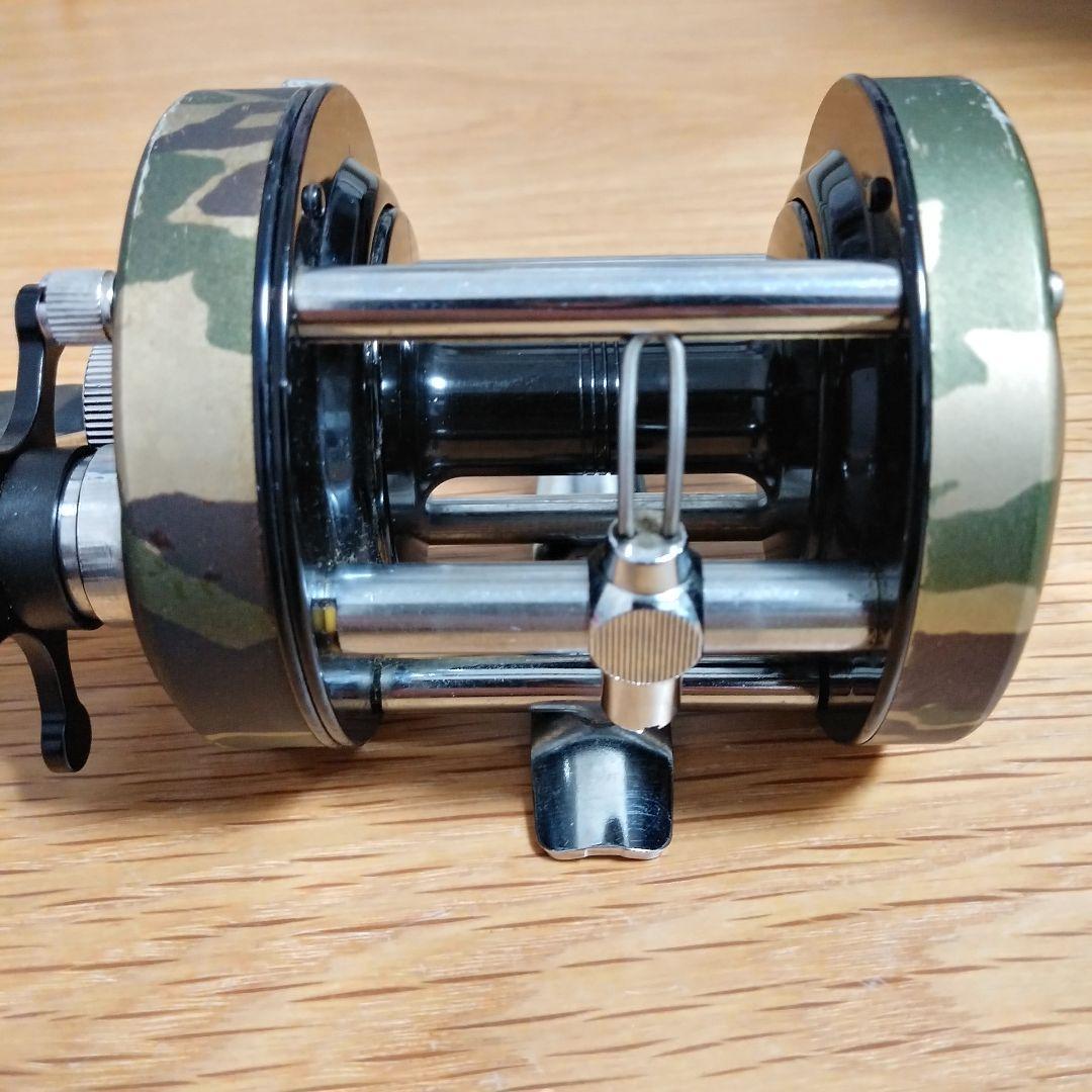 雷魚 アブガルシア アンバサダー 6500C カモフラージュ