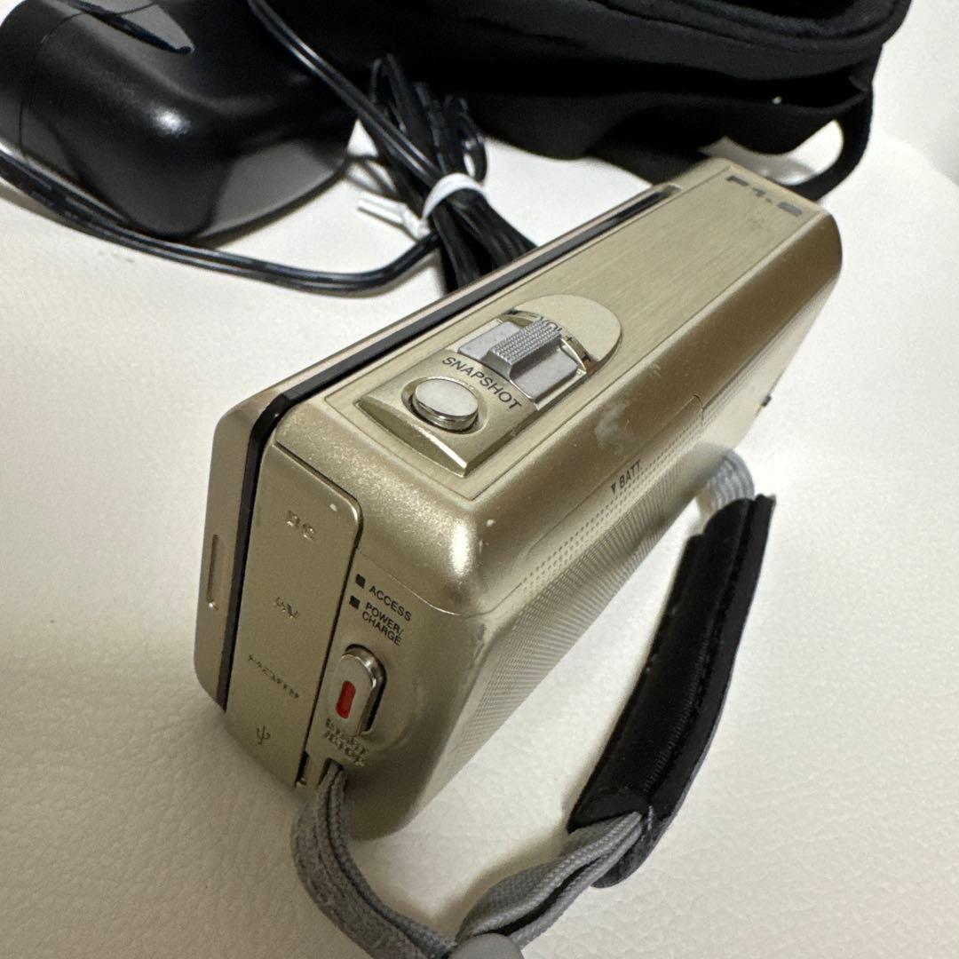 JVC Everio 12メガピクセル コンパクトデジタルカメラ