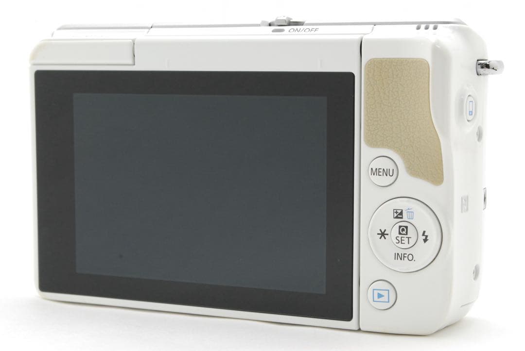 ✨極美品✨Canon キャノン EOS M10❤️超小型軽量ミラーレス！