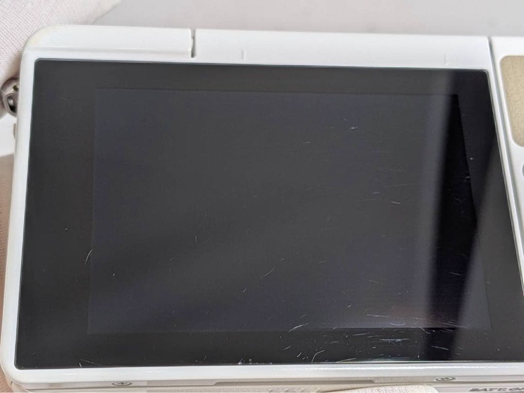 ✨極美品✨Canon キャノン EOS M10❤️超小型軽量ミラーレス！