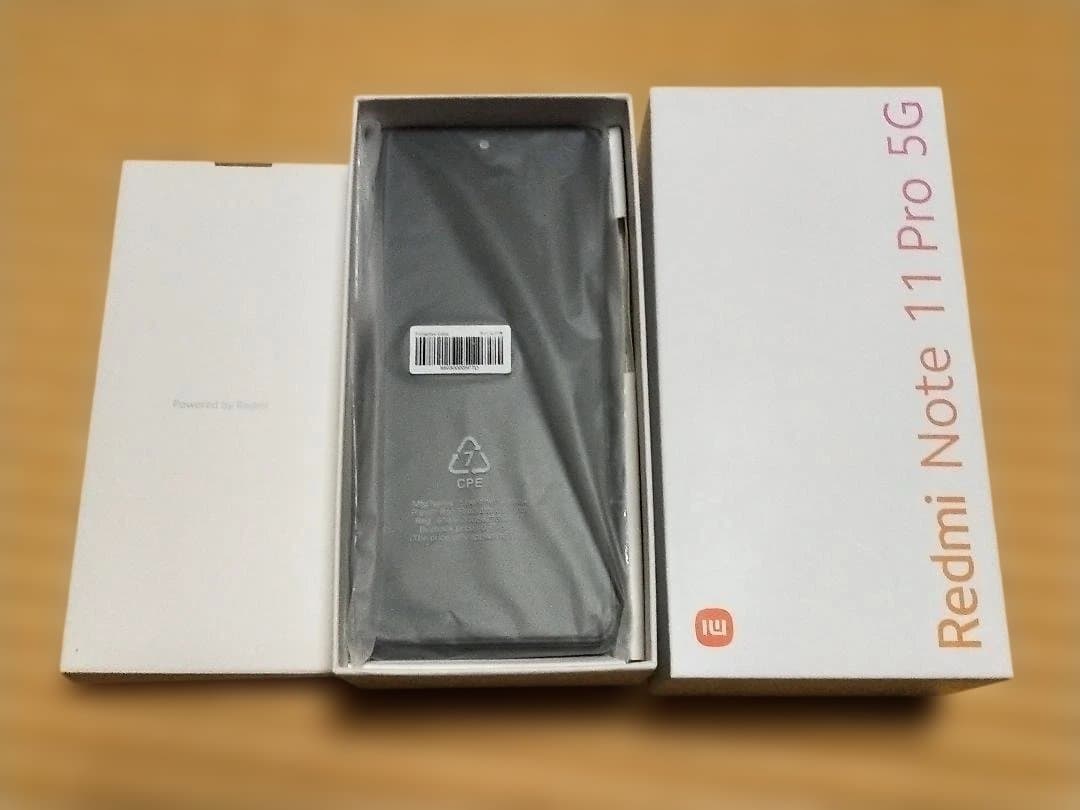 美品 Xiaomi Redmi Note11 Pro 5G 新品充電器付