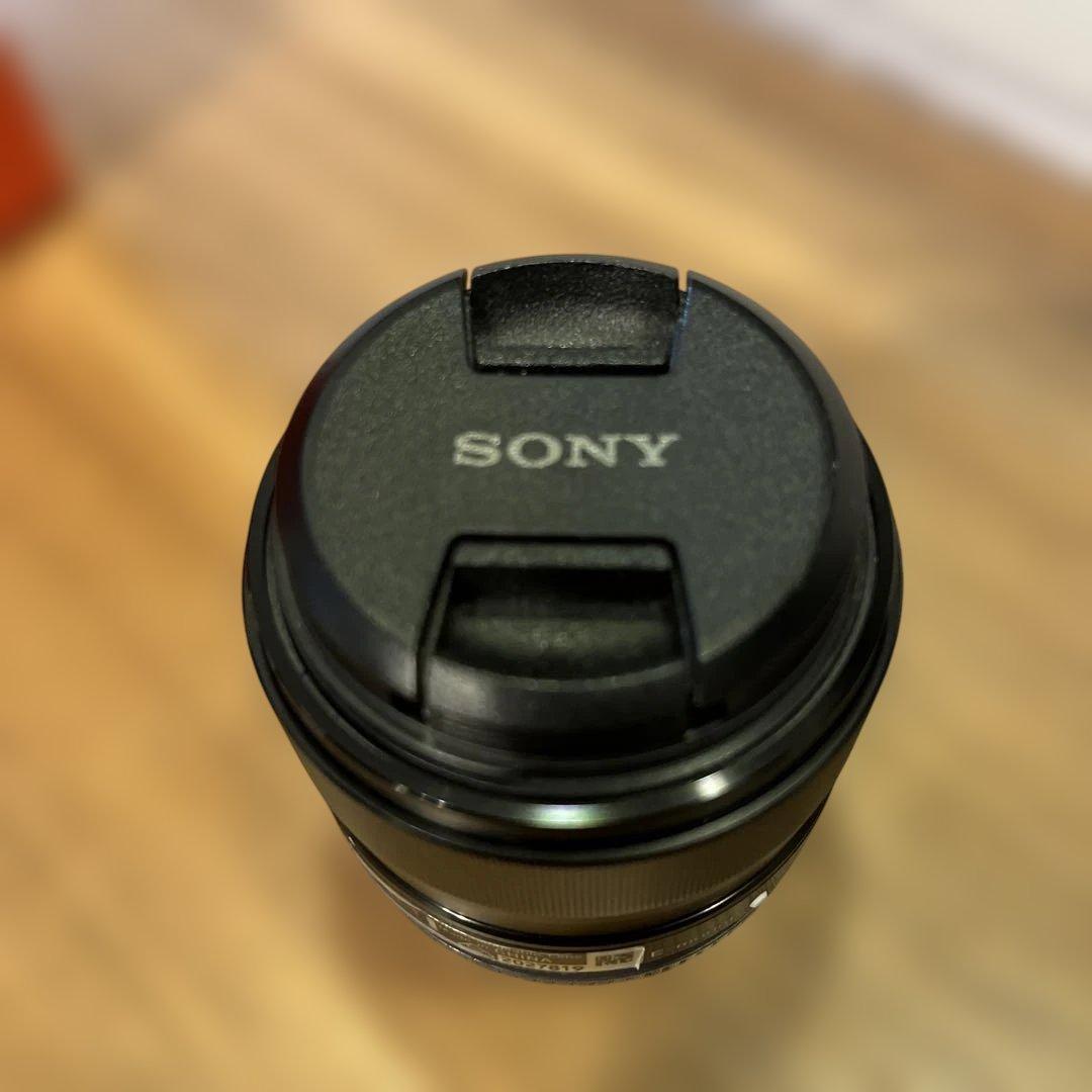 SONY E35mm F1.8 OSS レンズ　プロテクトフィルター付