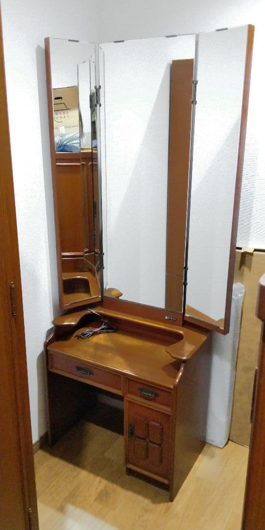 大塚家具　鏡台