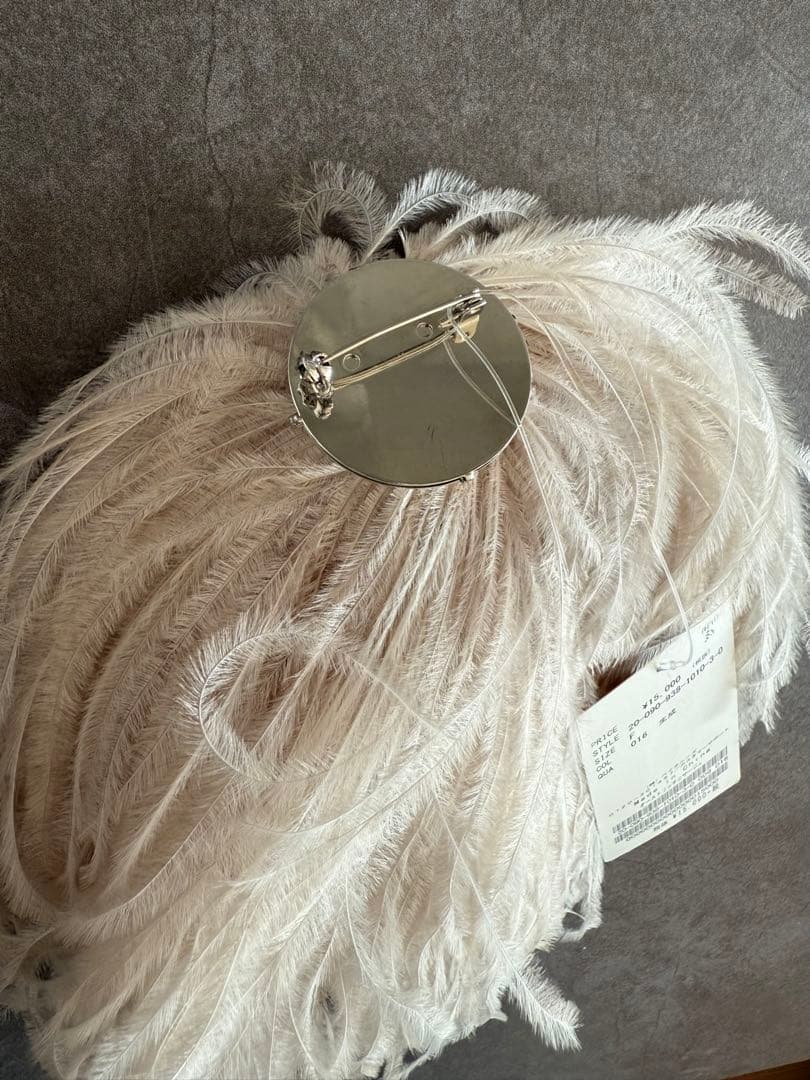 新品♡ふわふわ♡VERMEIL par iena オーストリッチコサージュ