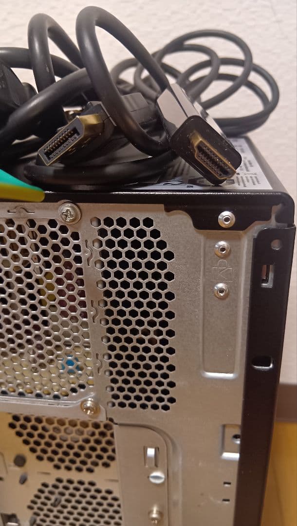 富士通　サーバー　PRIMERGY　TX1310 M3 Windows11