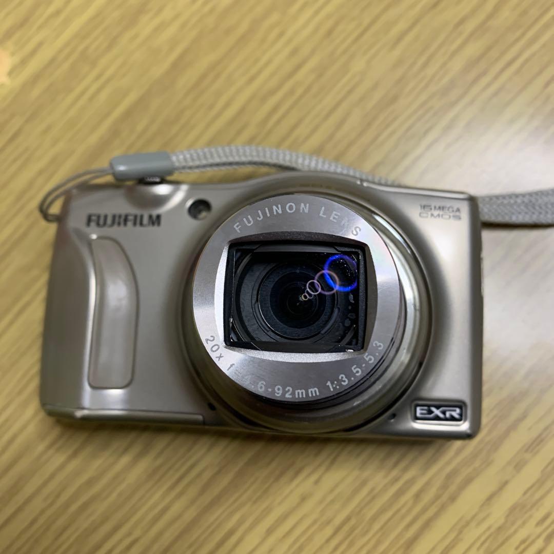 FUJIFILM　Finepix F800EXR