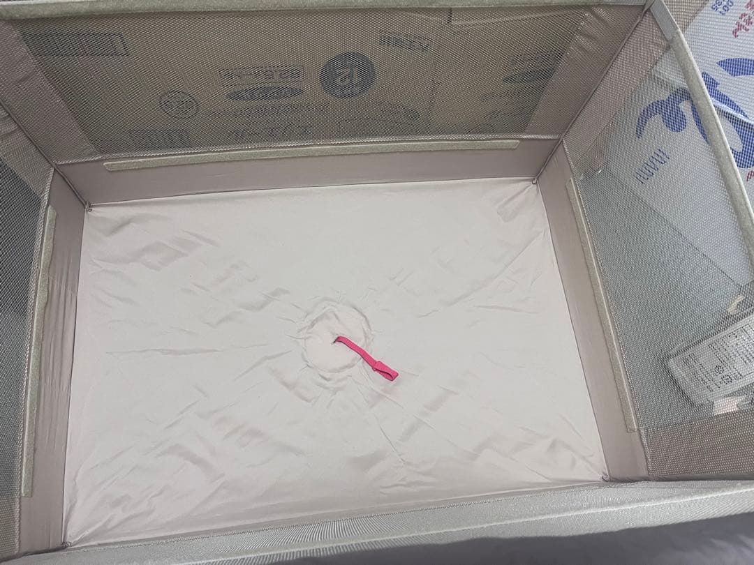 美品】アップリカ ココネルエアー ココアBR コンパクト折りたたみベビーベッド