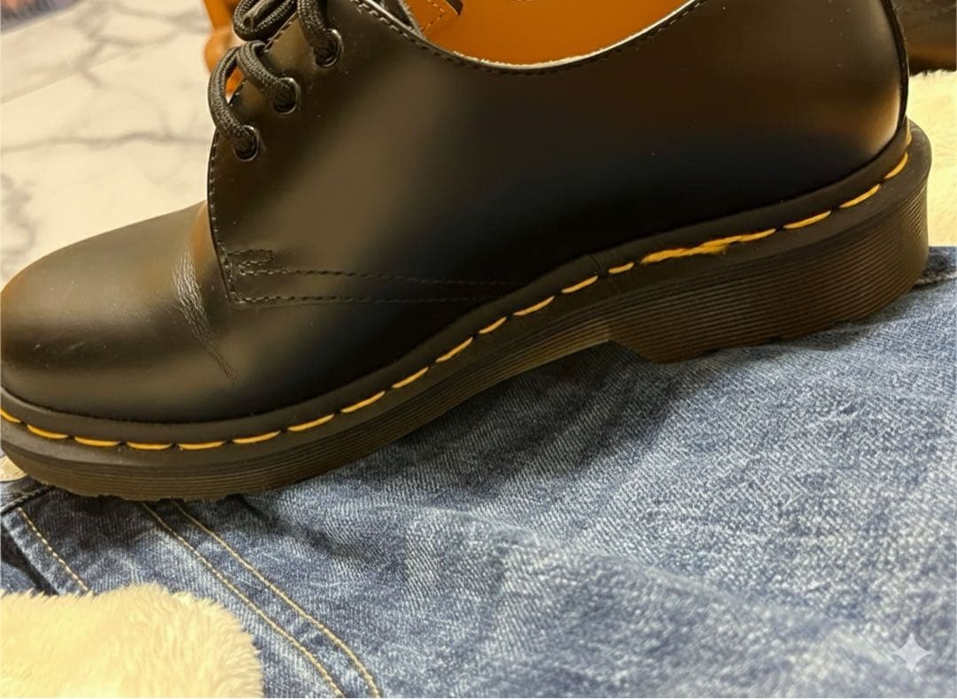 【極美品✨】ドクターマーチン 1461 3ホール 11837 UK4 黒