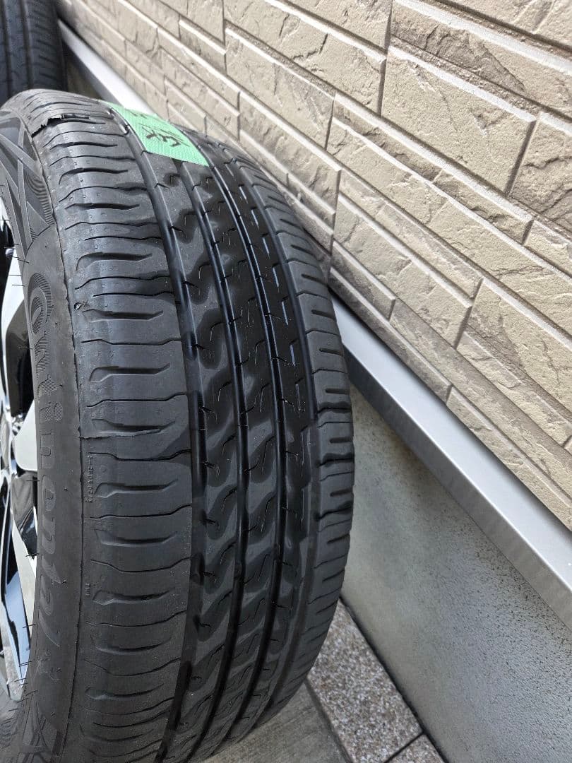 【プンプン】カングー3 純正タイヤ・ホイール 205/55/R17