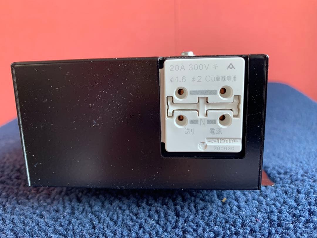 DAIKO LZA-91378 屋内用直流電源装置 (DC24V定電圧)