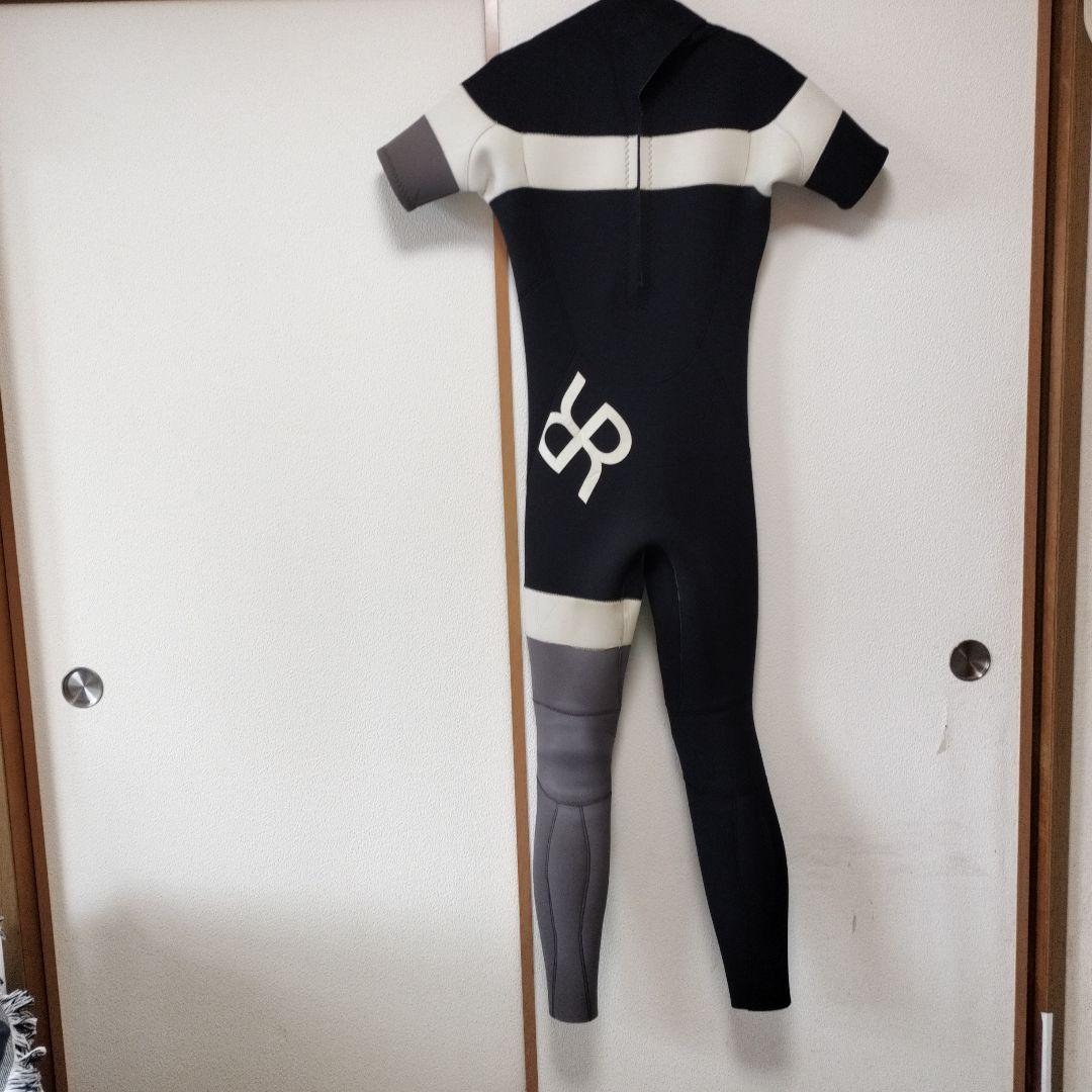 RASHウエットスーツ
