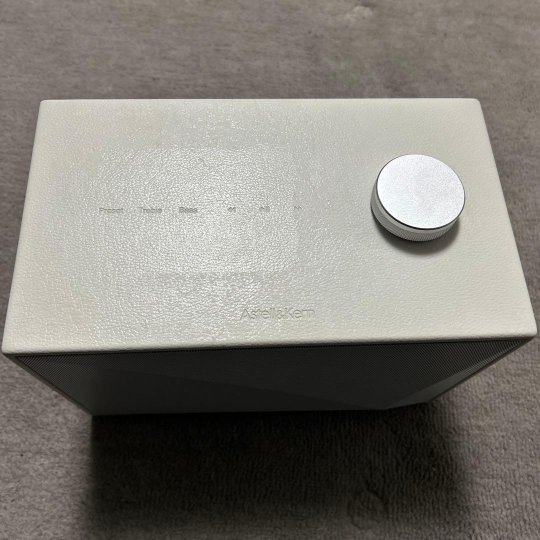 AK ACRO BE100 Bluetoothスピーカー