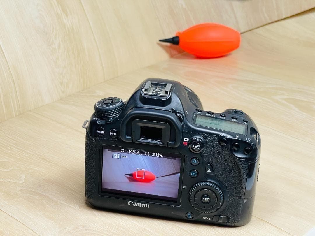 フルサイズ一眼❗Canon EOS 6D本体、EF35-105レンズ　付属品多数