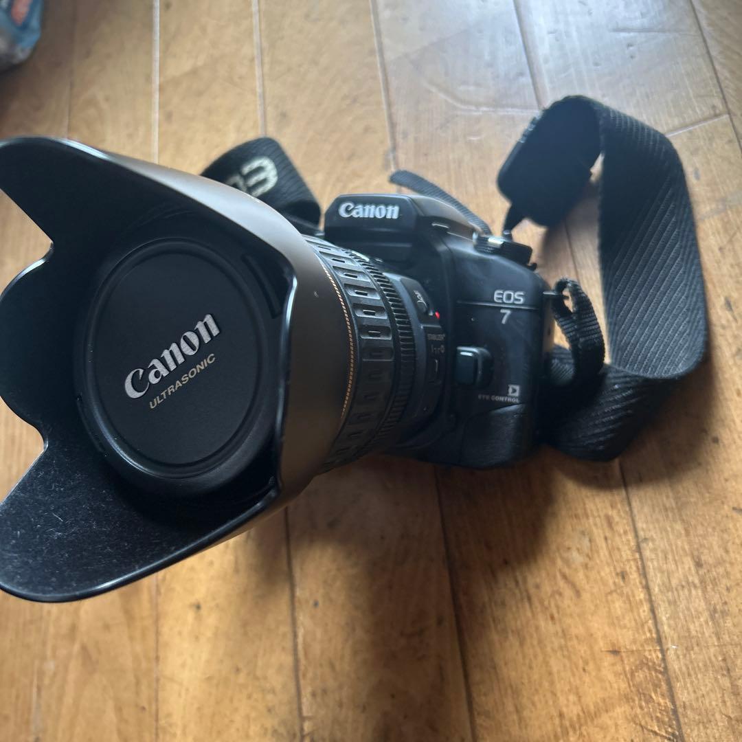 Canon EOS 7 フイルム一眼レフカメラ