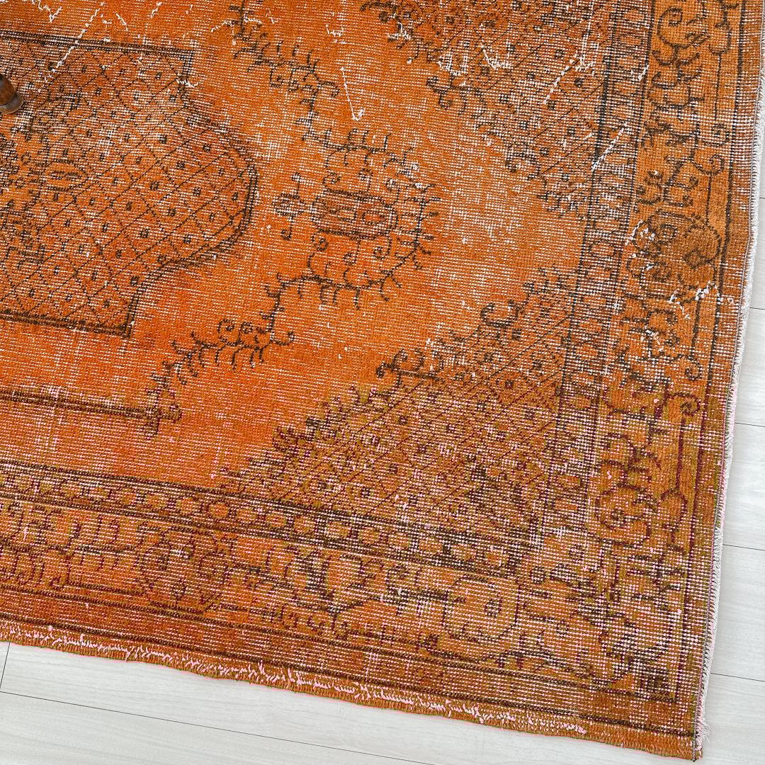 トルコヴィンテージラグ A75 オレンジ オーバーダイラグ