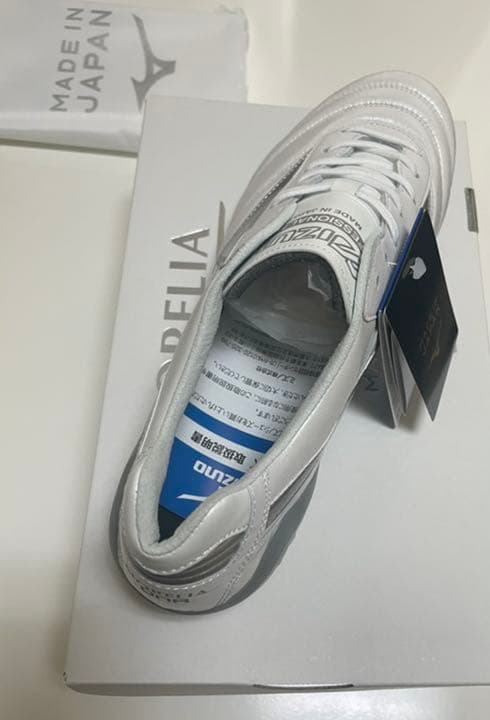 MIZUNO モレリア DNA ジャパン　ホワイト　シルバーホログラフィック
