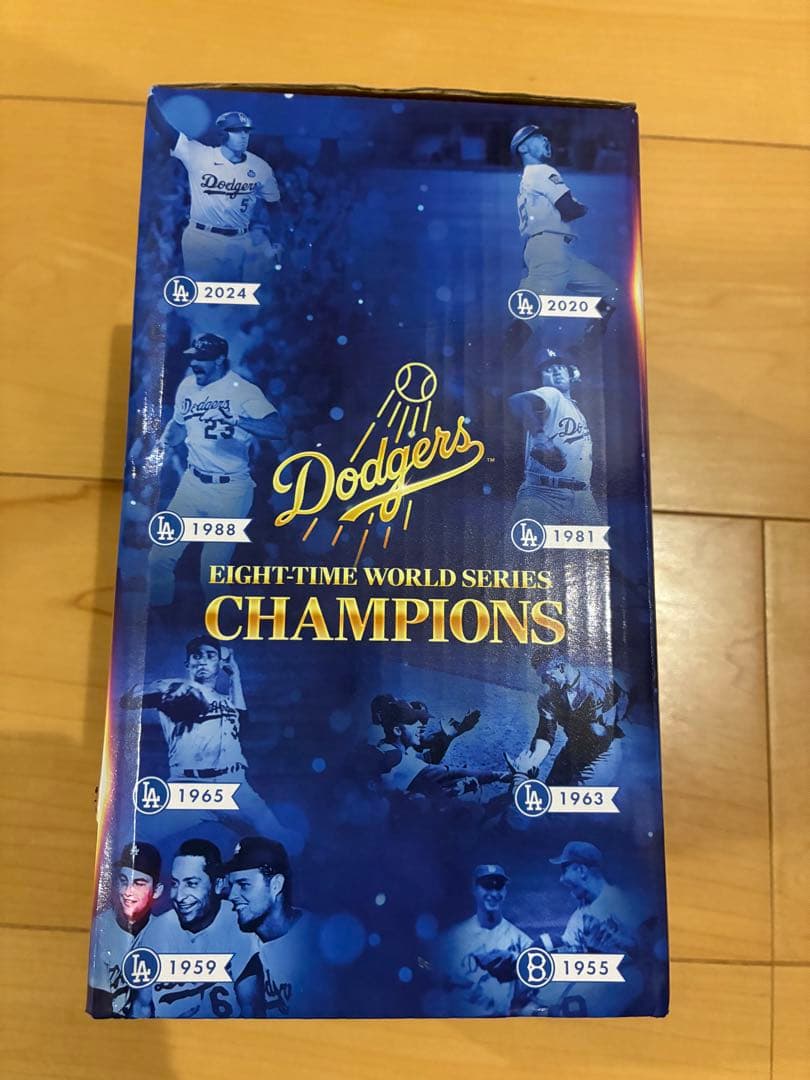 LAドジャース ギブアウェイ用　ワールドシリーズトロフィー　レプリカ6/17用