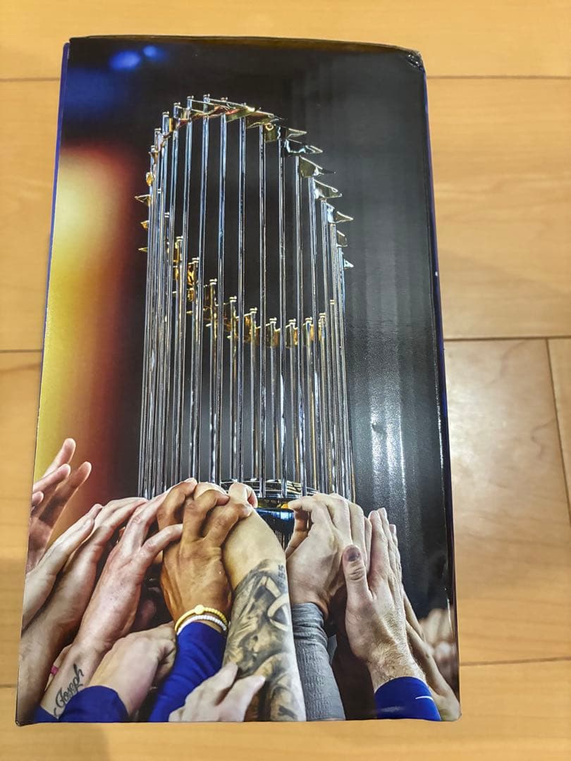 LAドジャース ギブアウェイ用　ワールドシリーズトロフィー　レプリカ6/17用