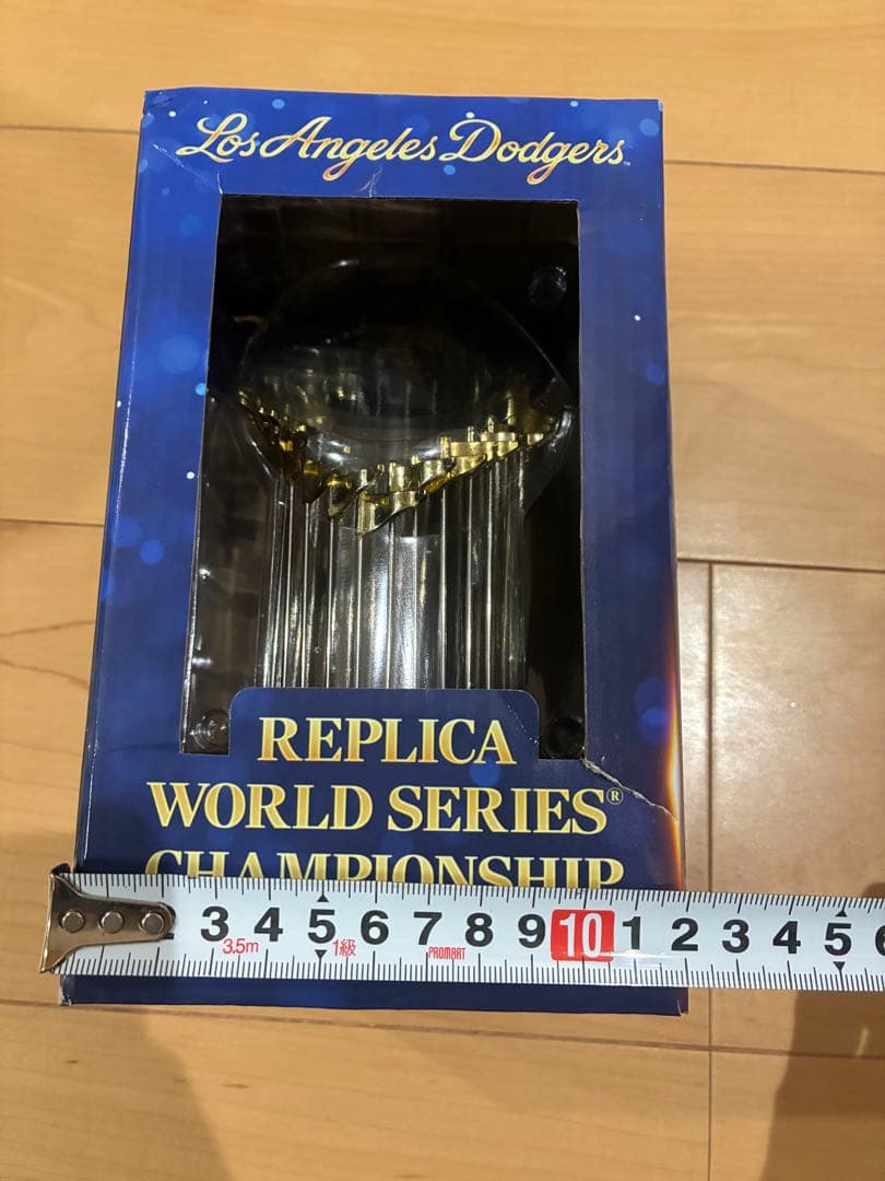 LAドジャース ギブアウェイ用　ワールドシリーズトロフィー　レプリカ6/17用