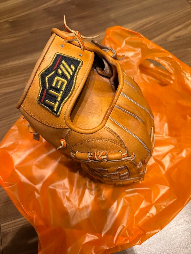 ZETTプロステイタス軟式 源田モデル