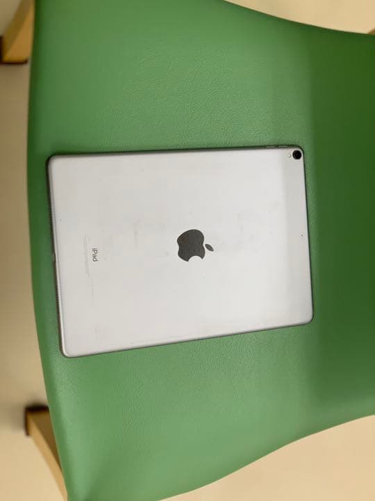 iPad Pro10.5インチ(スマートキーボードApple Pencil付き)